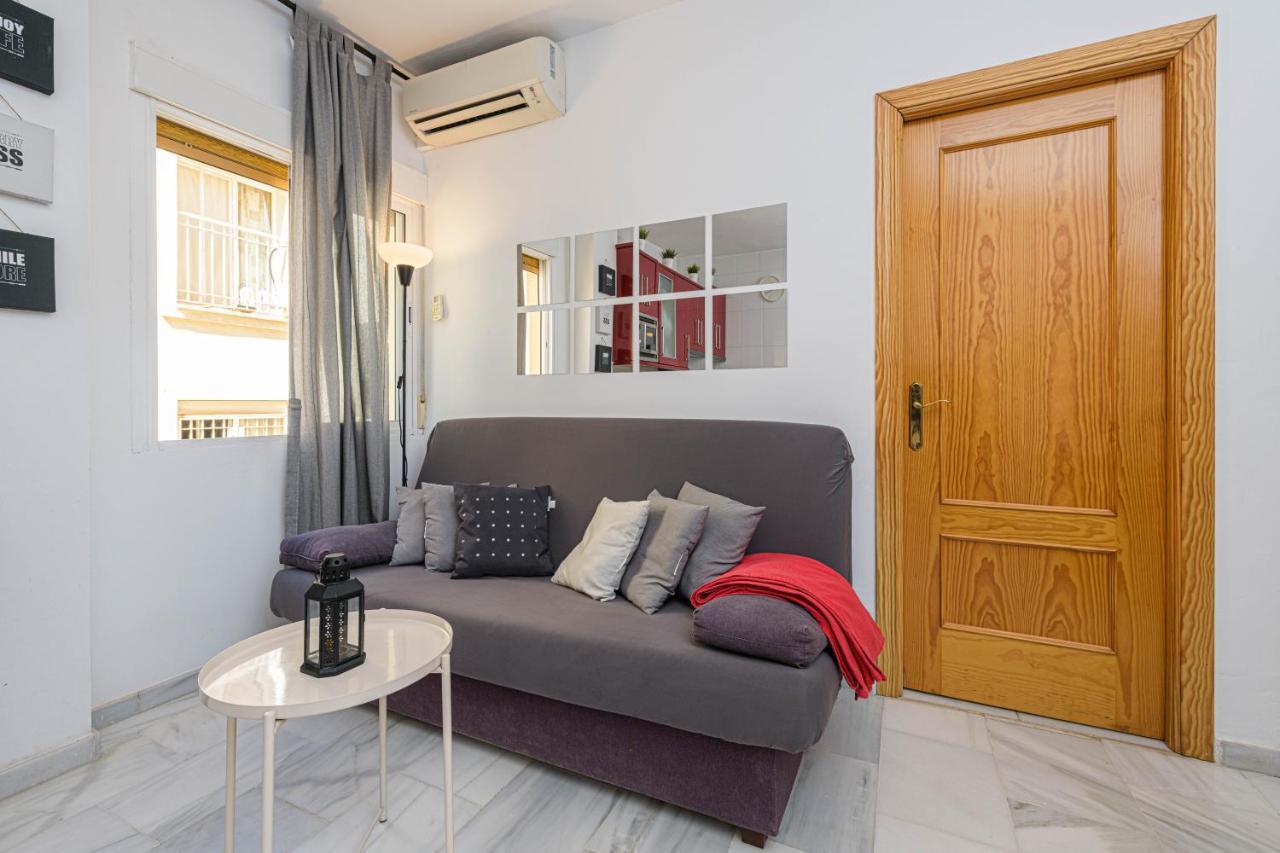 Wintowinrentals Coqueto Apartamento En El Centro De Малага Экстерьер фото